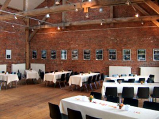 Häuschen am Kanal (80 Personen)